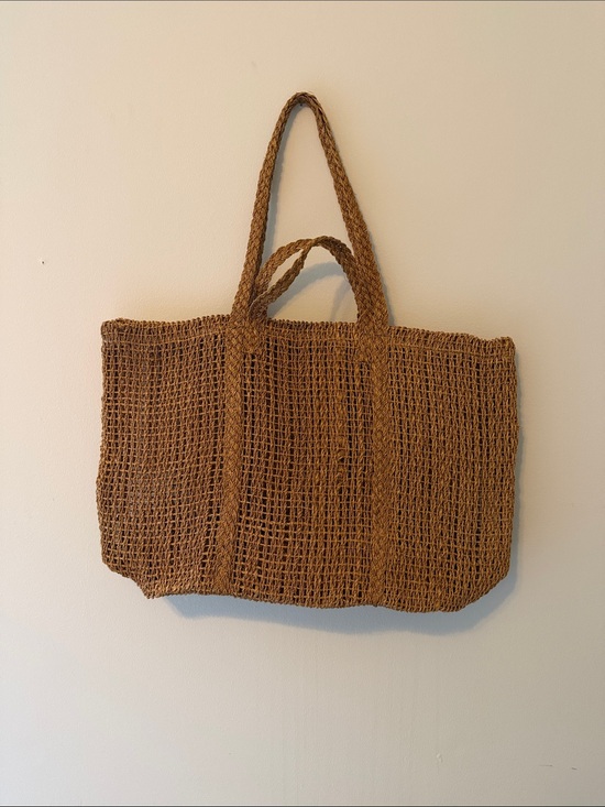 Madewell Handbags - NWT Madewell Woven Straw Tote Bag in Natural Brown